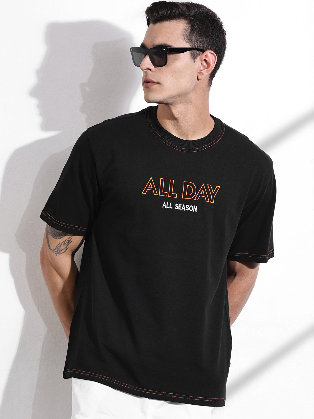 Thomas Scott Men Black Oversized Typography Print Knit Tshirt