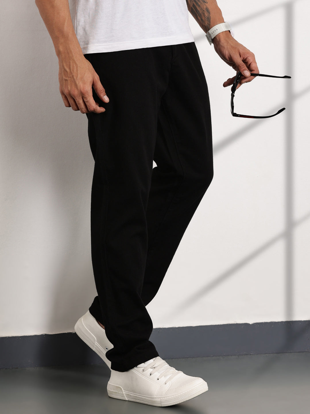 Thomas Scott Men Black Mid-Rise Regular Fit Woven Trousers