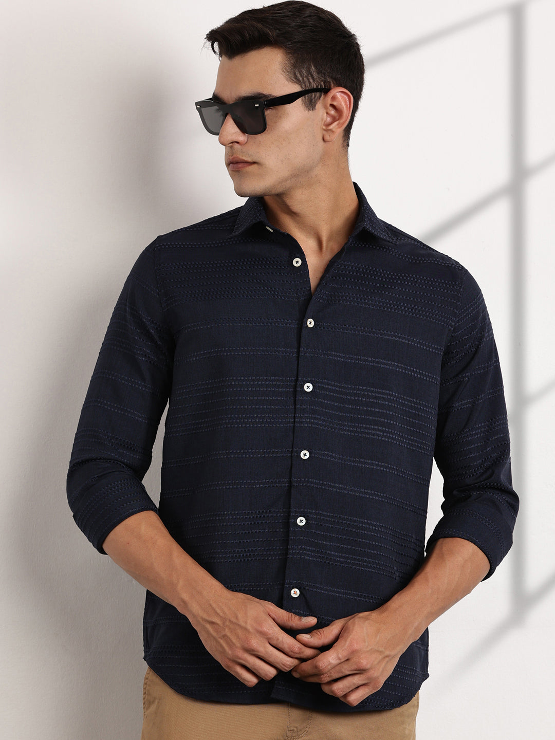 Thomas Scott Men Navy Slim Fit Cutaway Collar Long Sleeves Self Design Casual Shirt
