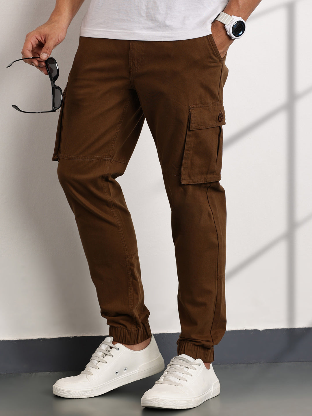 Thomas Scott Men Brown Mid-Rise Slim Fit Woven Cargo Trousers