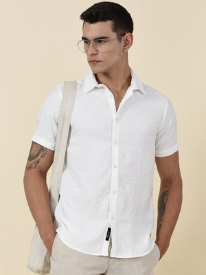 Thomas Scott Men White Slim Fit Short Sleeves Abstract Print Casual Shirt