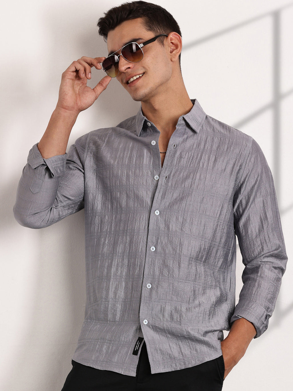 Thomas Scott Men Grey Slim Fit Long Sleeves Horizontal Stripes Casual Shirt