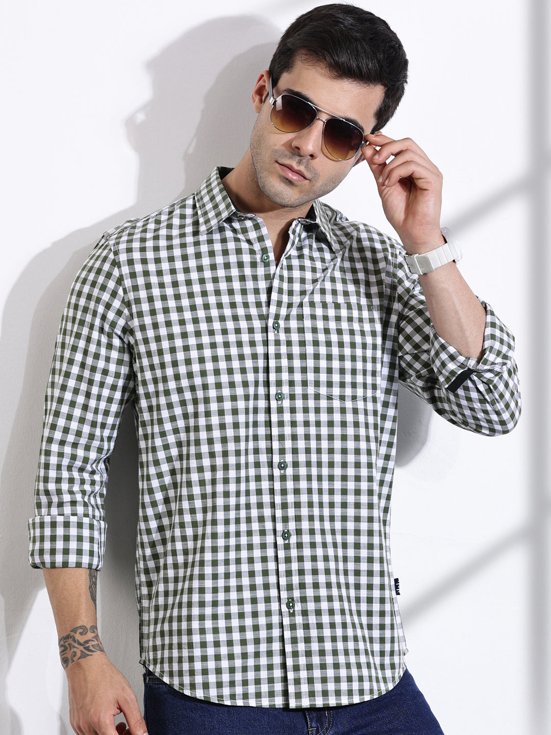 Thomas Scott Men Green Slim Fit Long Sleeve Gingham Checks Cotton Casual Shirt