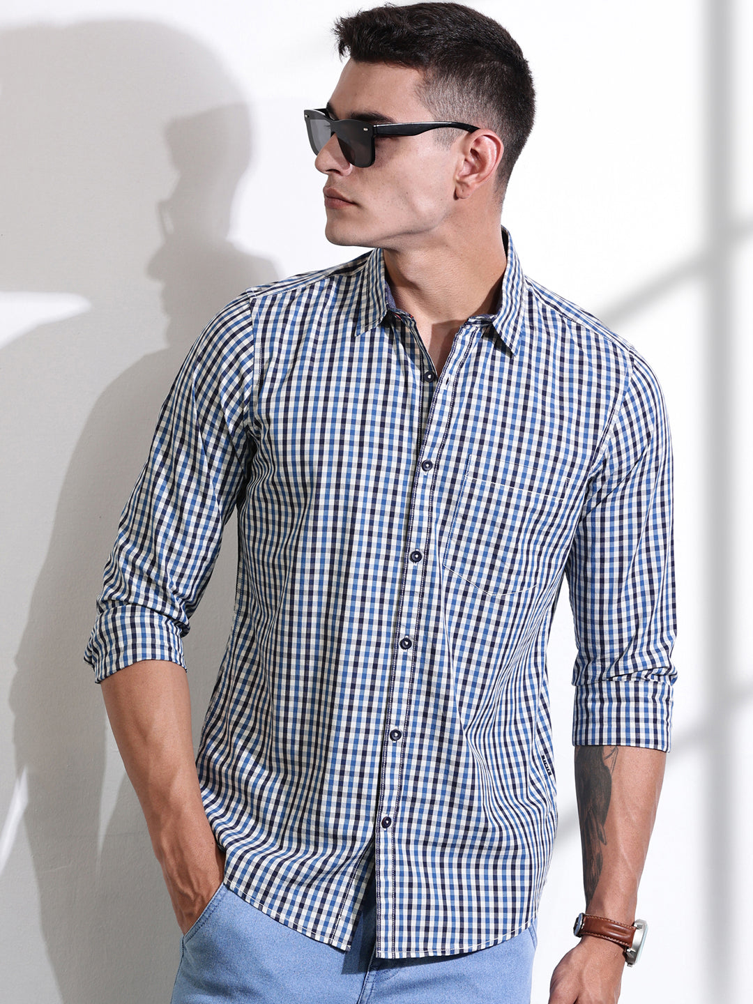 Thomas Scott Men Navy Slim Fit Long Sleeves Gingham Checks Woven Casual Shirt