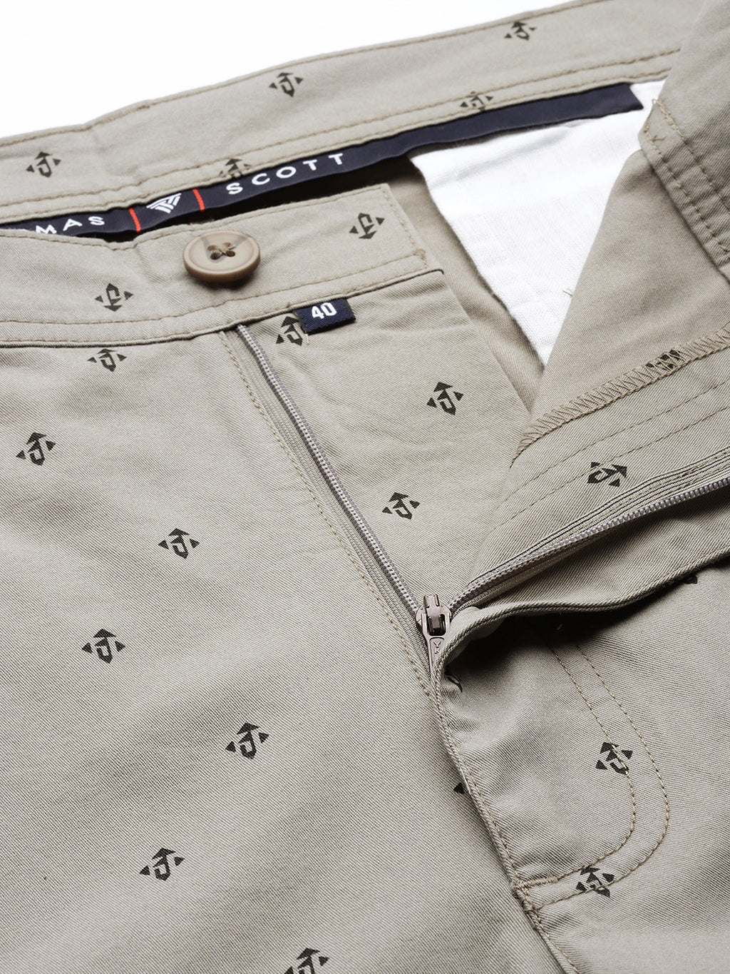 Thomas Scott Men Grey Plus Size Regular Fit Mid-Rise Mirco Ditsy Printed Woven Outdoor Shorts