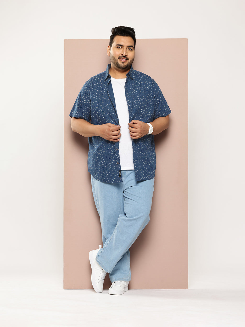 Thomas Scott Men Navy Plus Size Regular Fit Short Sleeves Micro Ditsy Printed Woven Casual Shirt