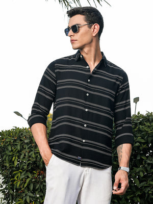 Thomas Scott Men Black Slim Fit Long Sleeves Horizontal Stripes Casual Shirt