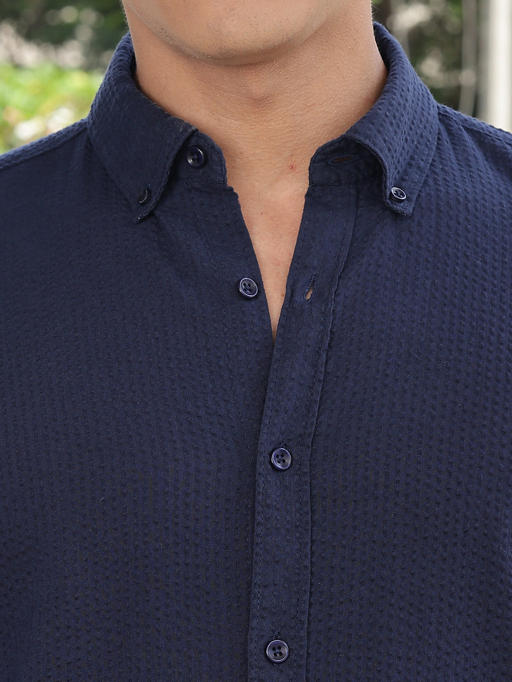 Thomas Scott Men Navy Slim Fit Long Sleeves Button-Down Collar Seersucker Shirt