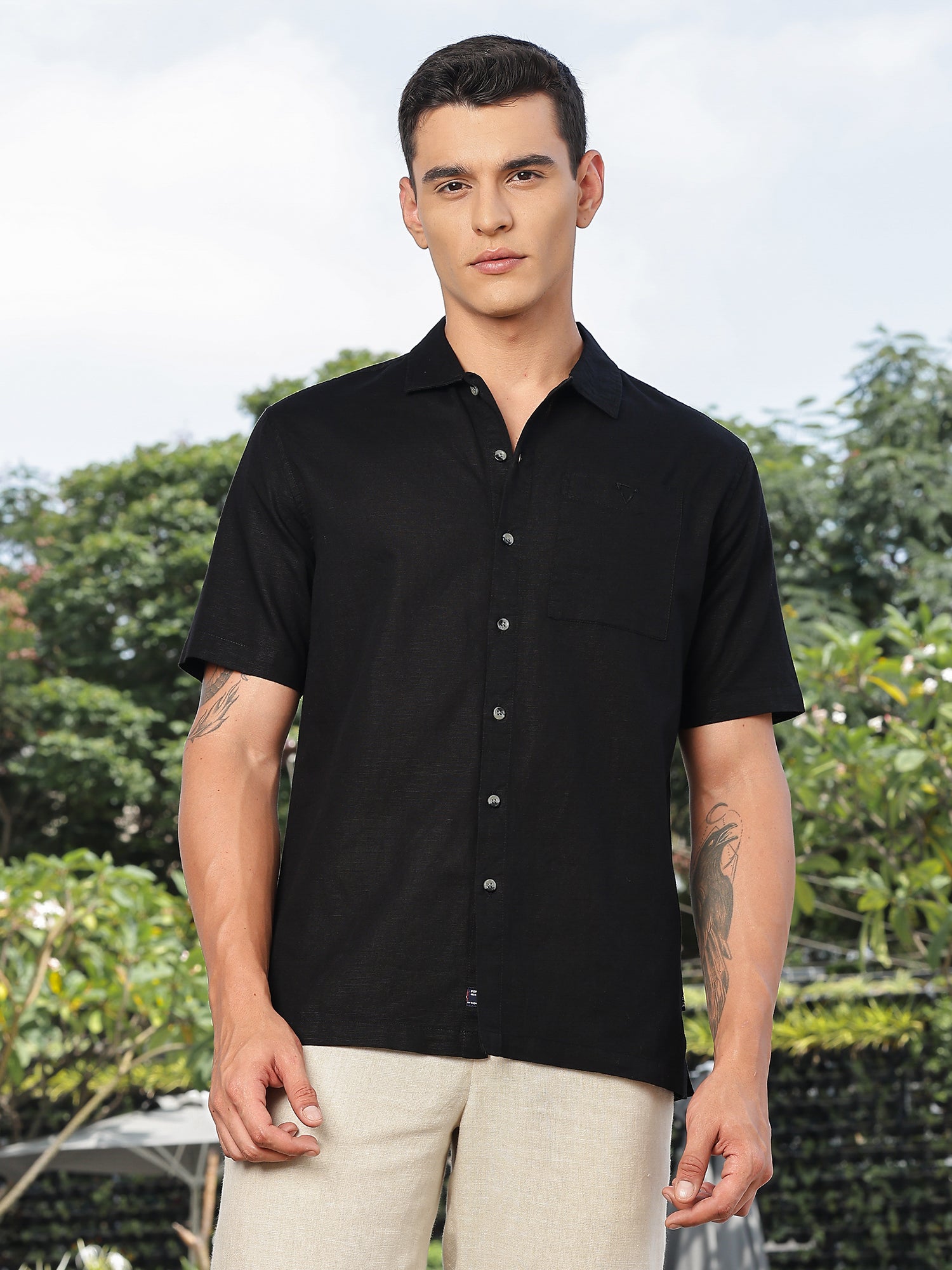 Thomas Scott Men Black Short Sleeves Oversized Cotton Linen Casual Shirt