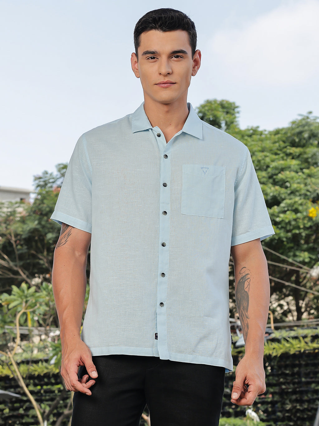 Thomas Scott Men Sky Blue Short Sleeves Oversized Cotton Linen Casual Shirt