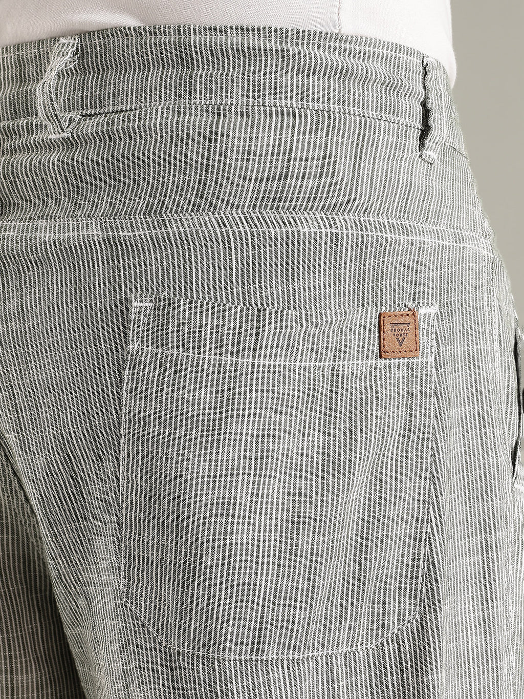 Thomas Scott Men Green Straight Fit Mid-Rise Sriped Linen Trouser