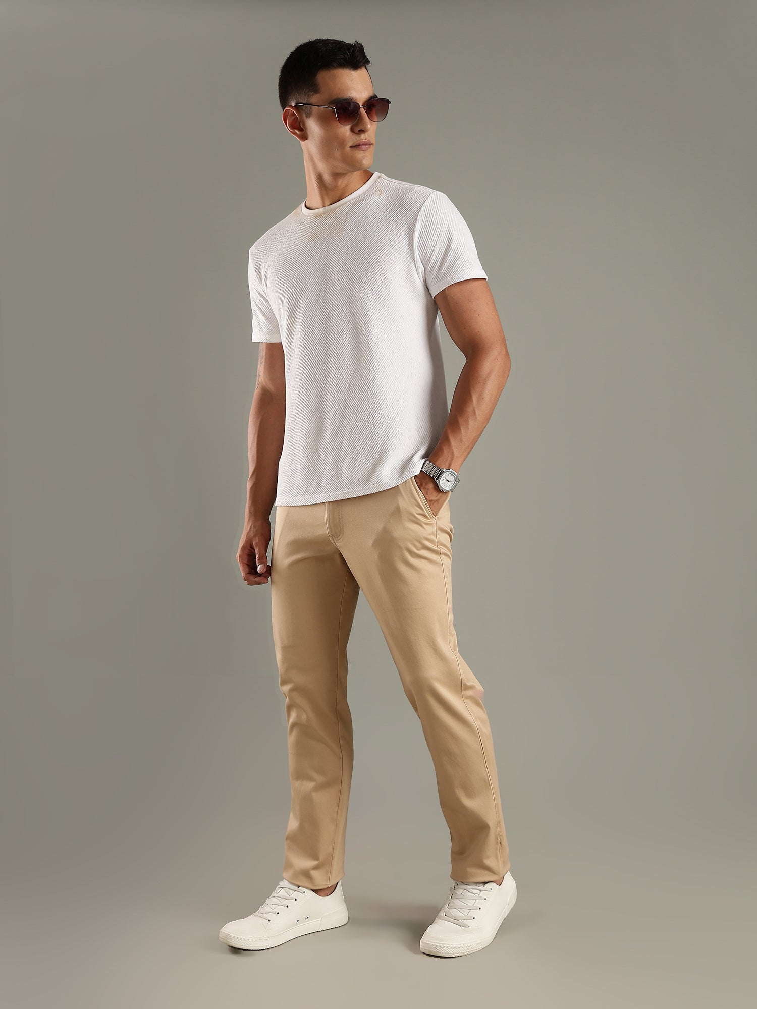 Thomas Scott Men Beige Straight Fit Mid-Rise Solid Chinos Trouser