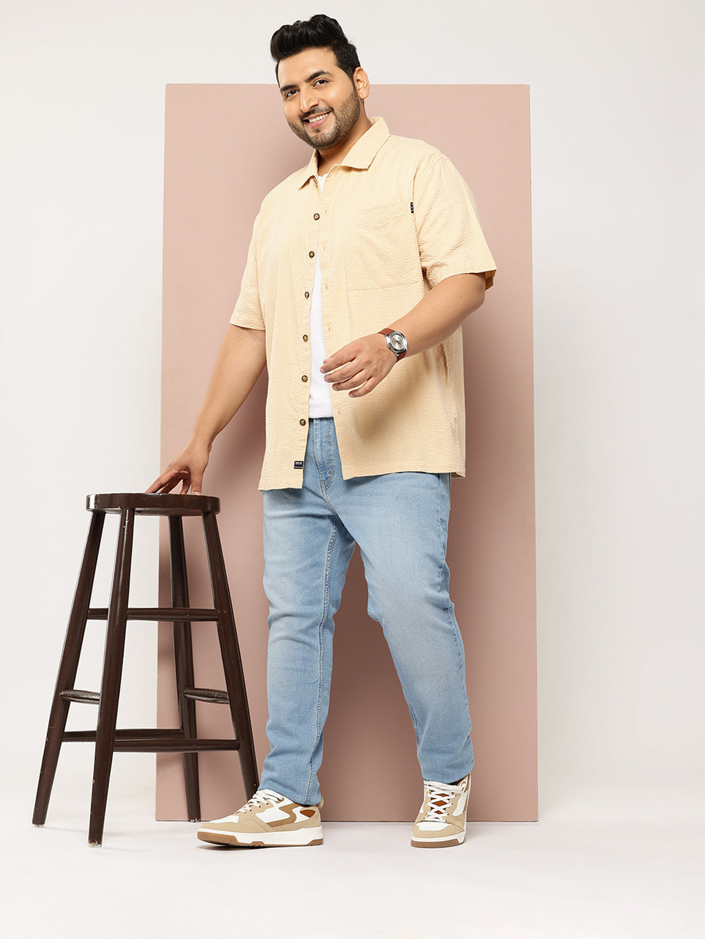 Thomas Scott Men Beige Plus Size Regular Fit Short Sleeves Cotton Seersucker Shirt