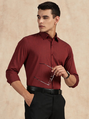 Thomas Scott Men Red Slim Fit Long Sleeves Button-Down Collar Solid Filafil Formal Shirt