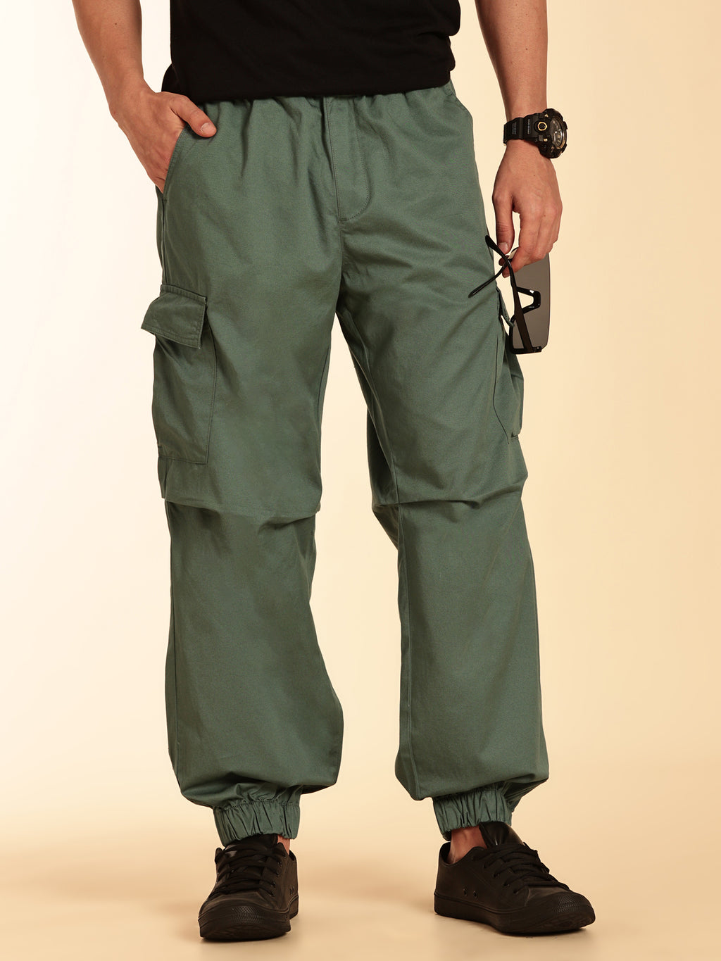 Thomas Scott Men SeaGreen Mid-Rise Regular Fit Parashute Cargos Trousers