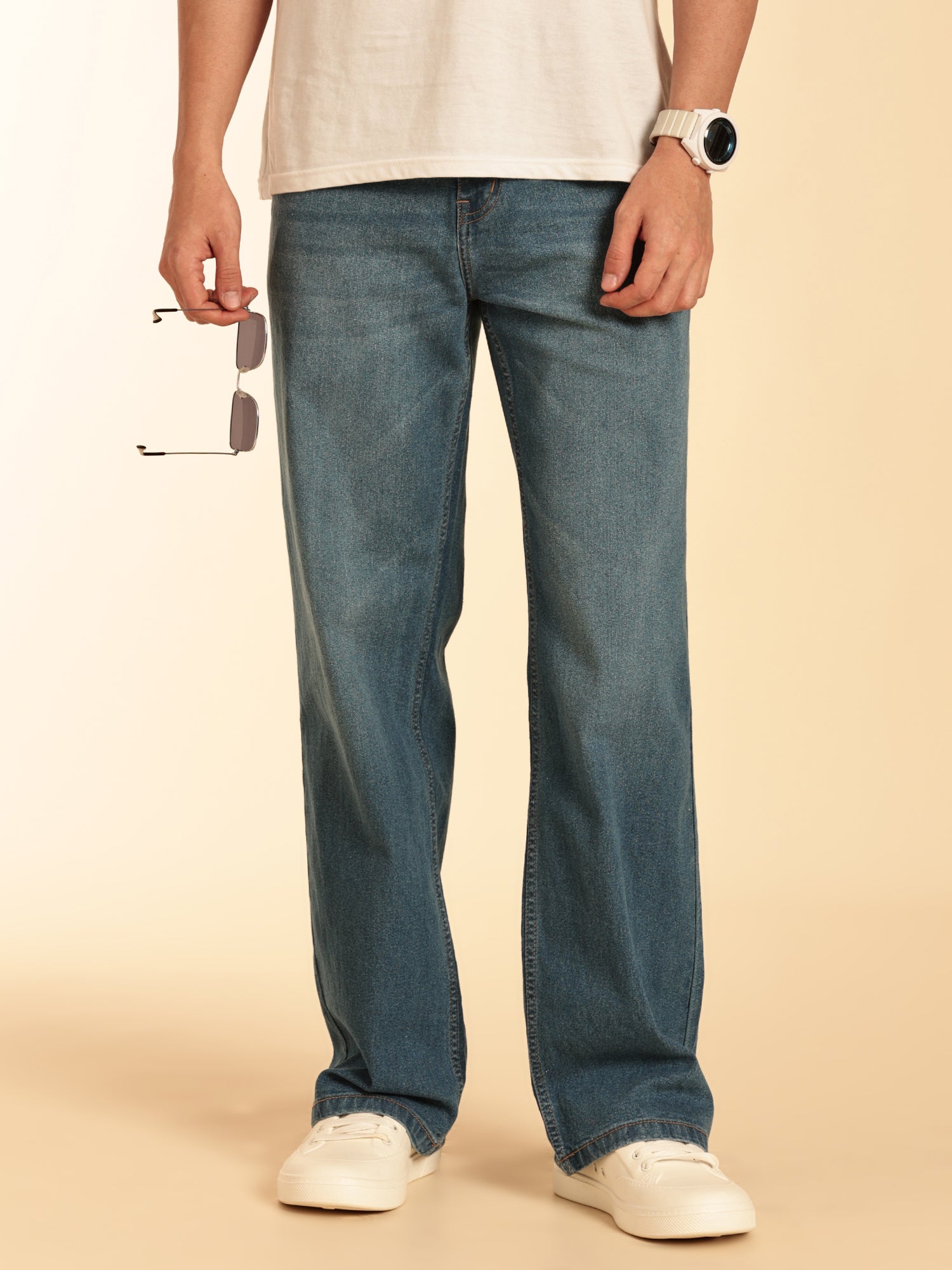 Thomas Scott Men Smart Relaxed Fit Light Fade Stretchable Jeans