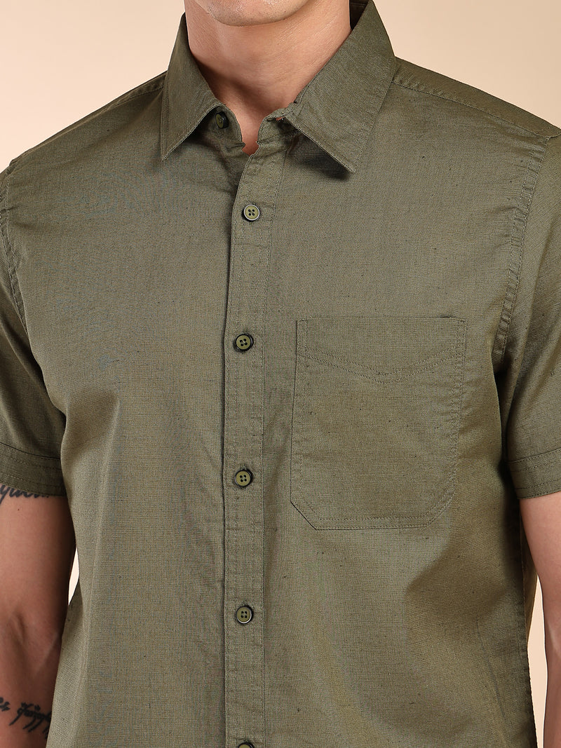 Thomas Scott Men Olive Regular Fit Short Sleeves Spread Collar Linen Casual Shirt