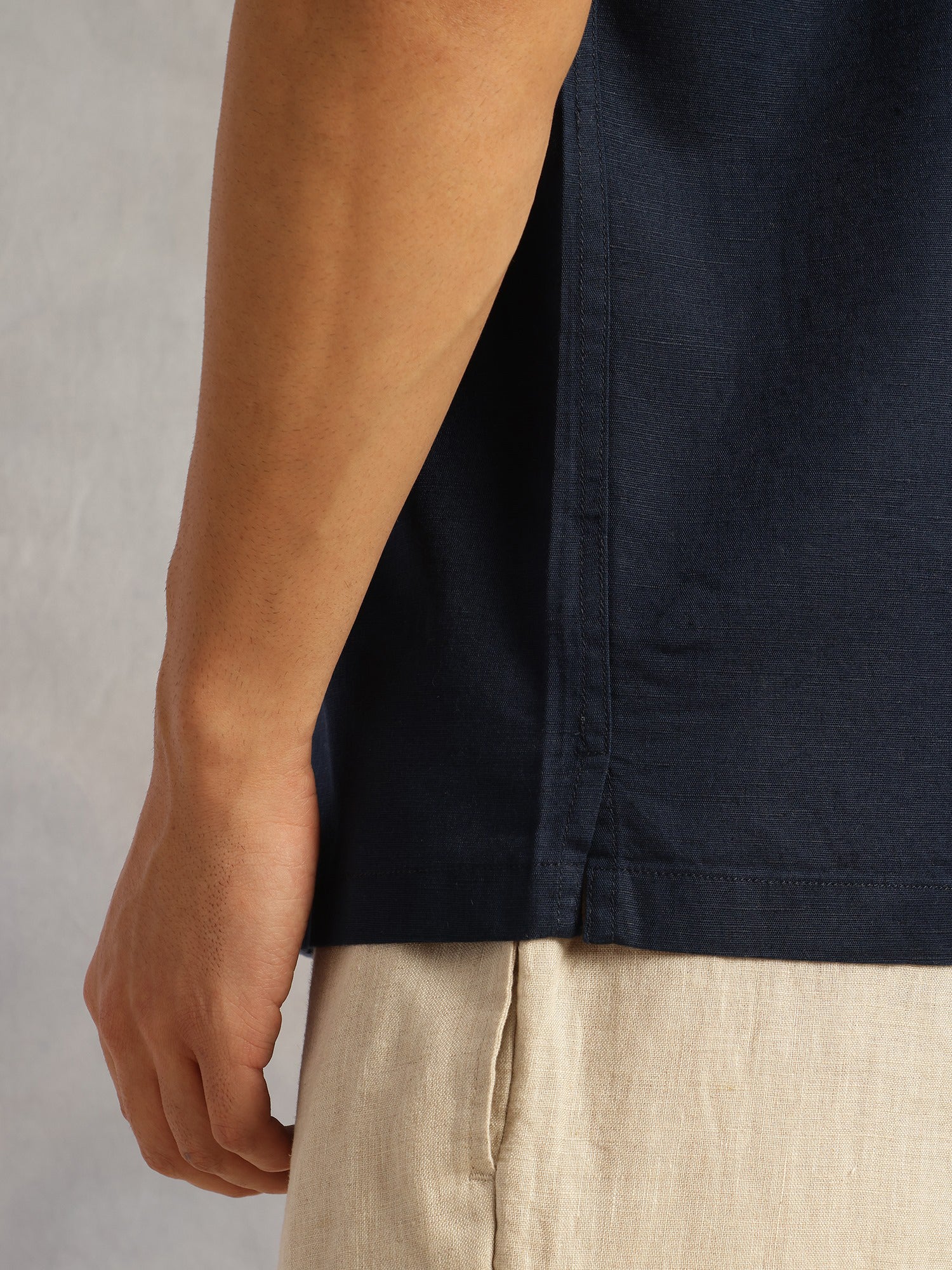 Thomas Scott Men Navy Oversized Fit Short Sleeves Cuban Collar Solid Cotton Linen Casual Shirt