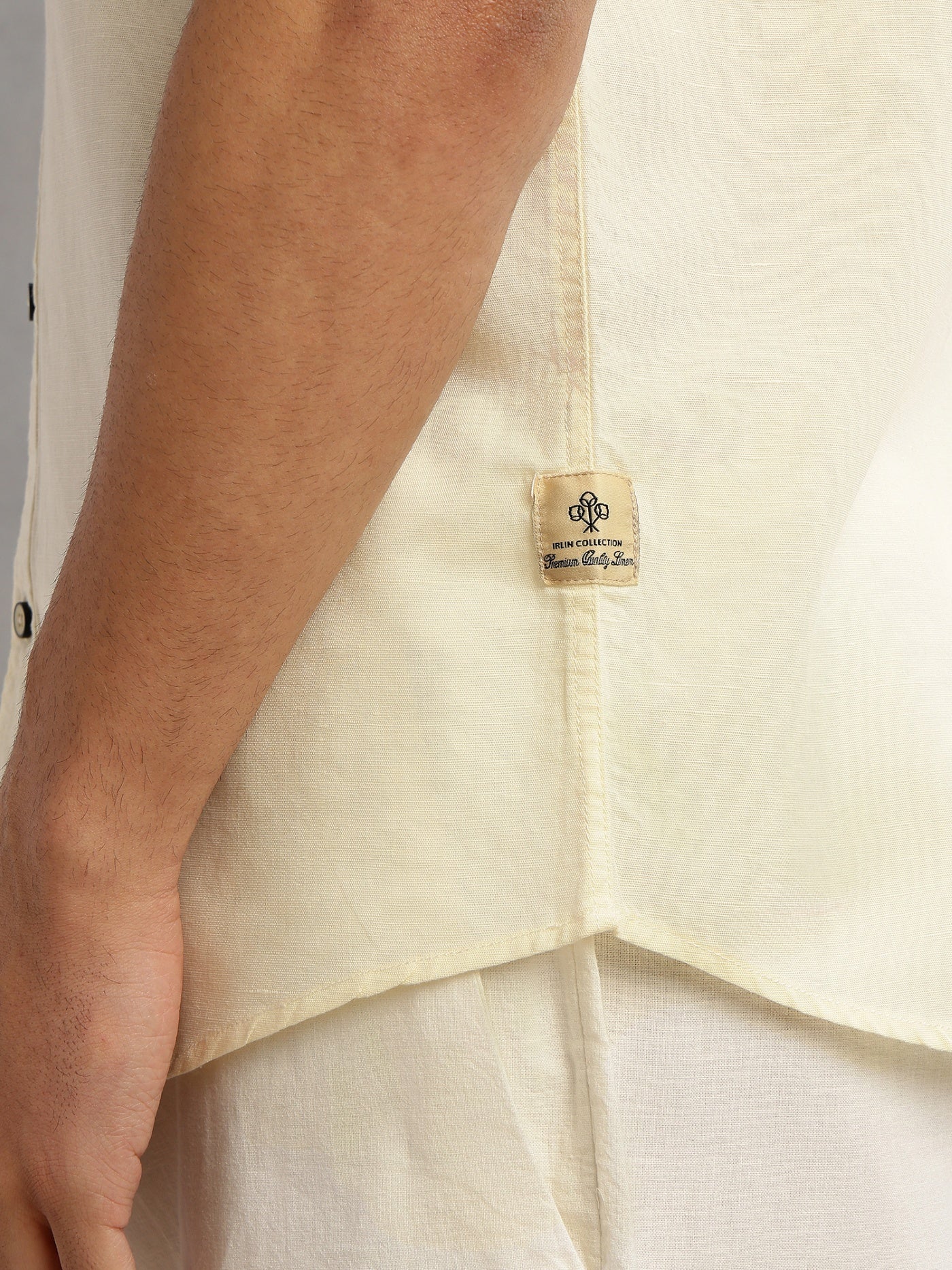 Thomas Scott Men Lemon Premium Regular Fit Short Sleeves Spread Collar Solid Linen Casual Shirt
