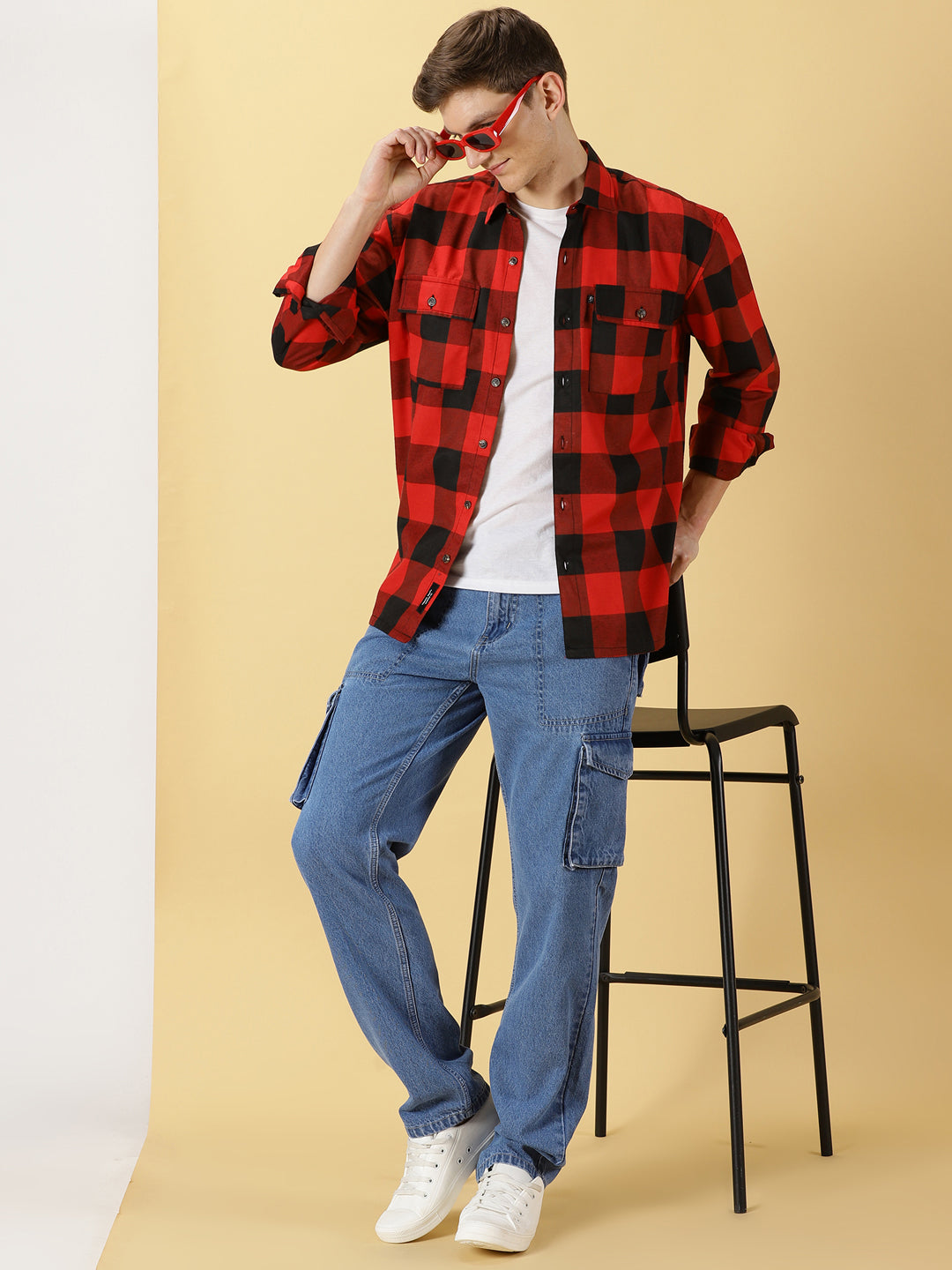Thomas Scott Men Red Regular Fit Long Sleeves Buffalo Checked 2 Flap Pockets Twill Cotton Shirt