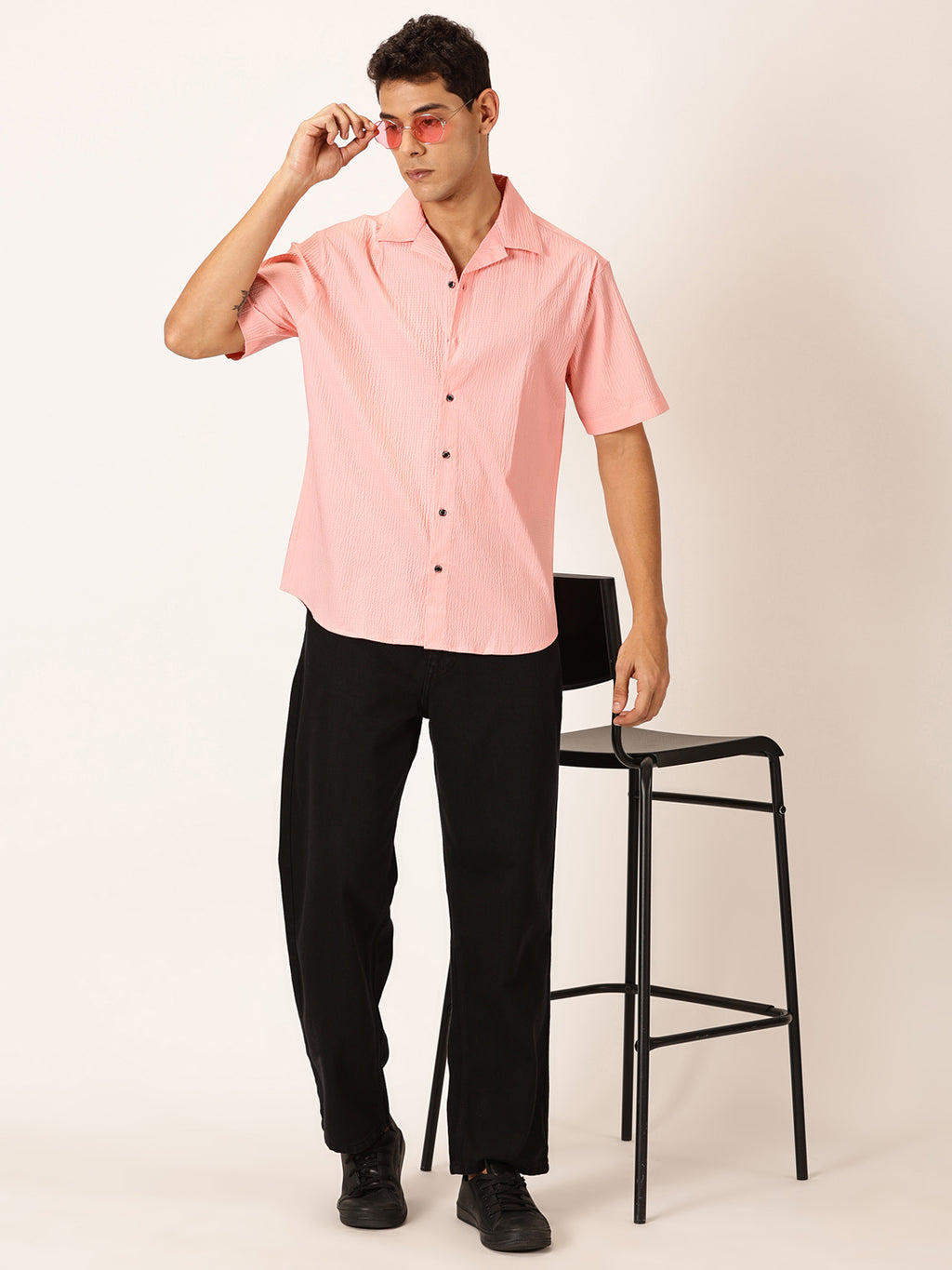 Thomas Scott Men Pink Slim Fit Textured Short Sleeves Cuban Collar Casual Shirt