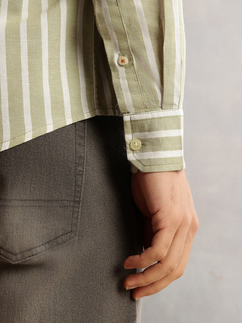 Thomas Scott Men Pista Cricket Club Slim Fit Long Sleeves Button-Down Collar Vertical Stripes Cotton Linen Casual Shirt