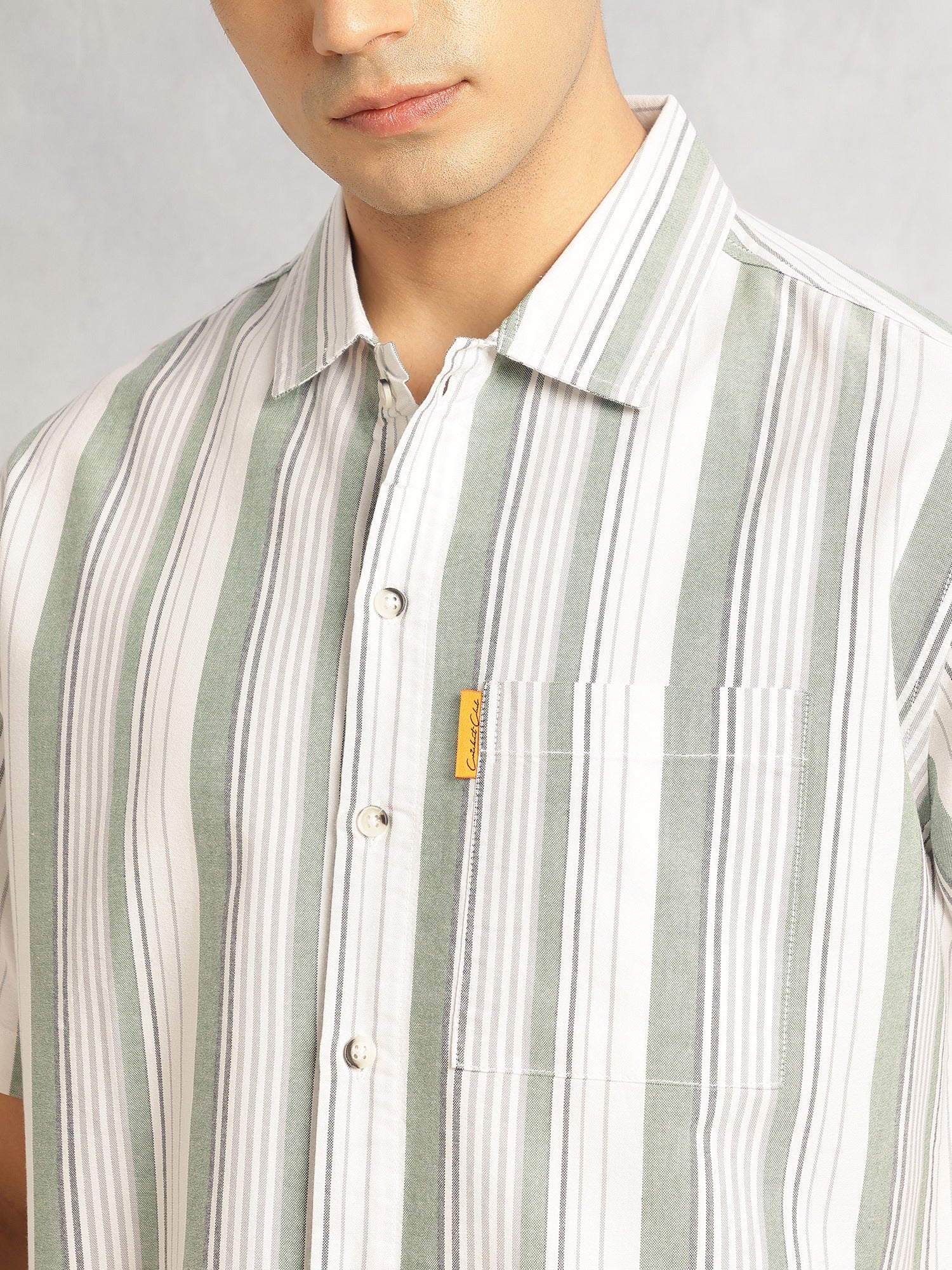 Thomas Scott Men Green Cricket Club Collection Oversized Short Sleeves Cuban Collar Vertical Striped 100% Cotton Oxford Casual Shirt