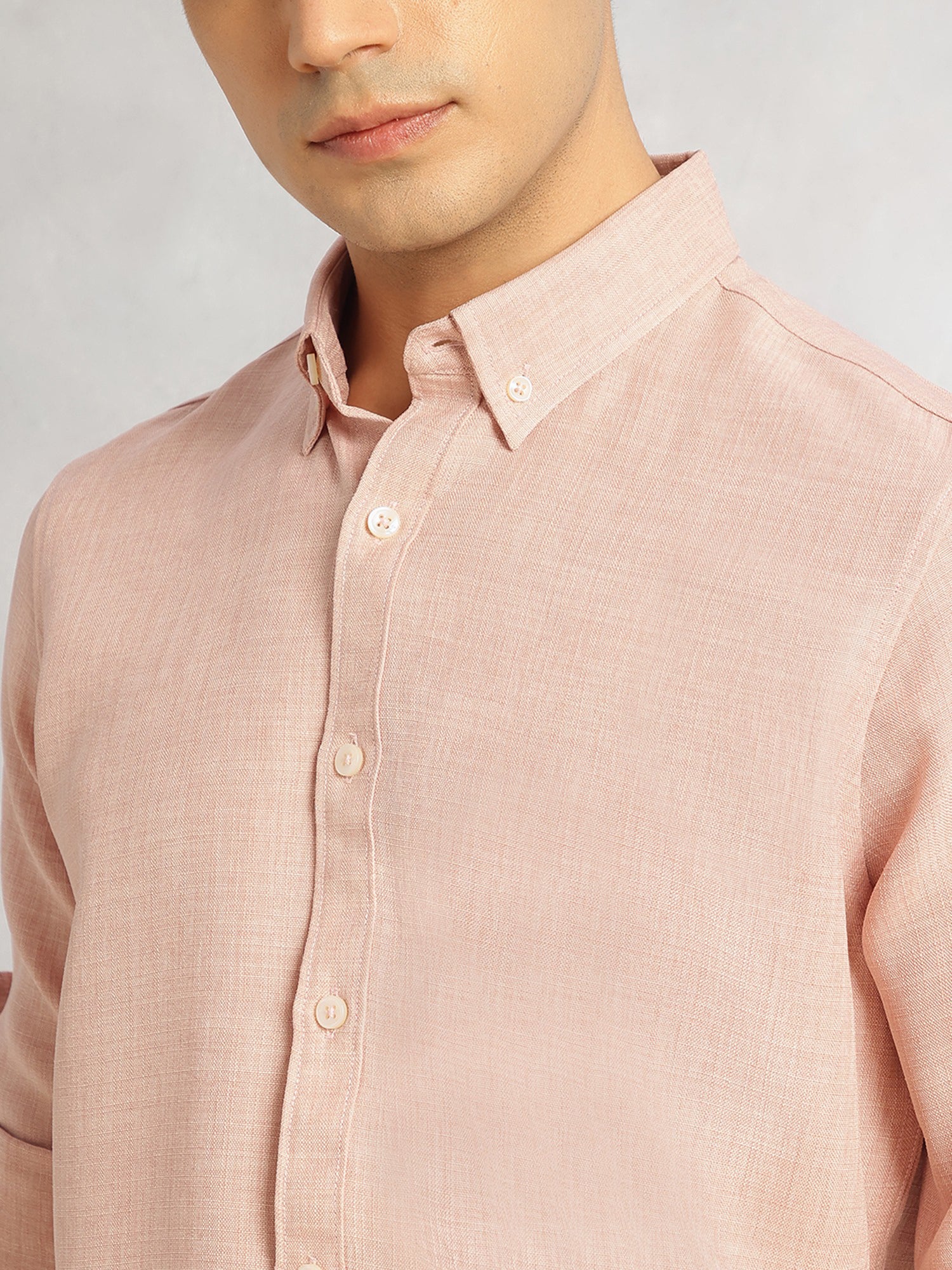 Thomas Scott Men Peach Slim Fit Long Sleeves Button-Down Collar Polyester Casual Shirt