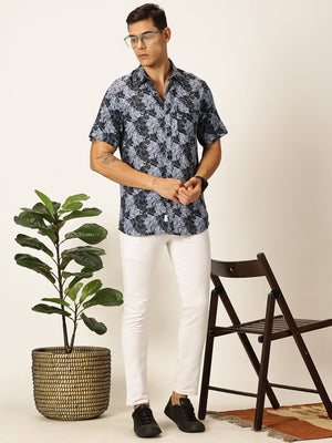 Thomas Scott Men Navy Blue Regular Fit Short Sleeves Spread Collar Floral Printed Casual Shirt
