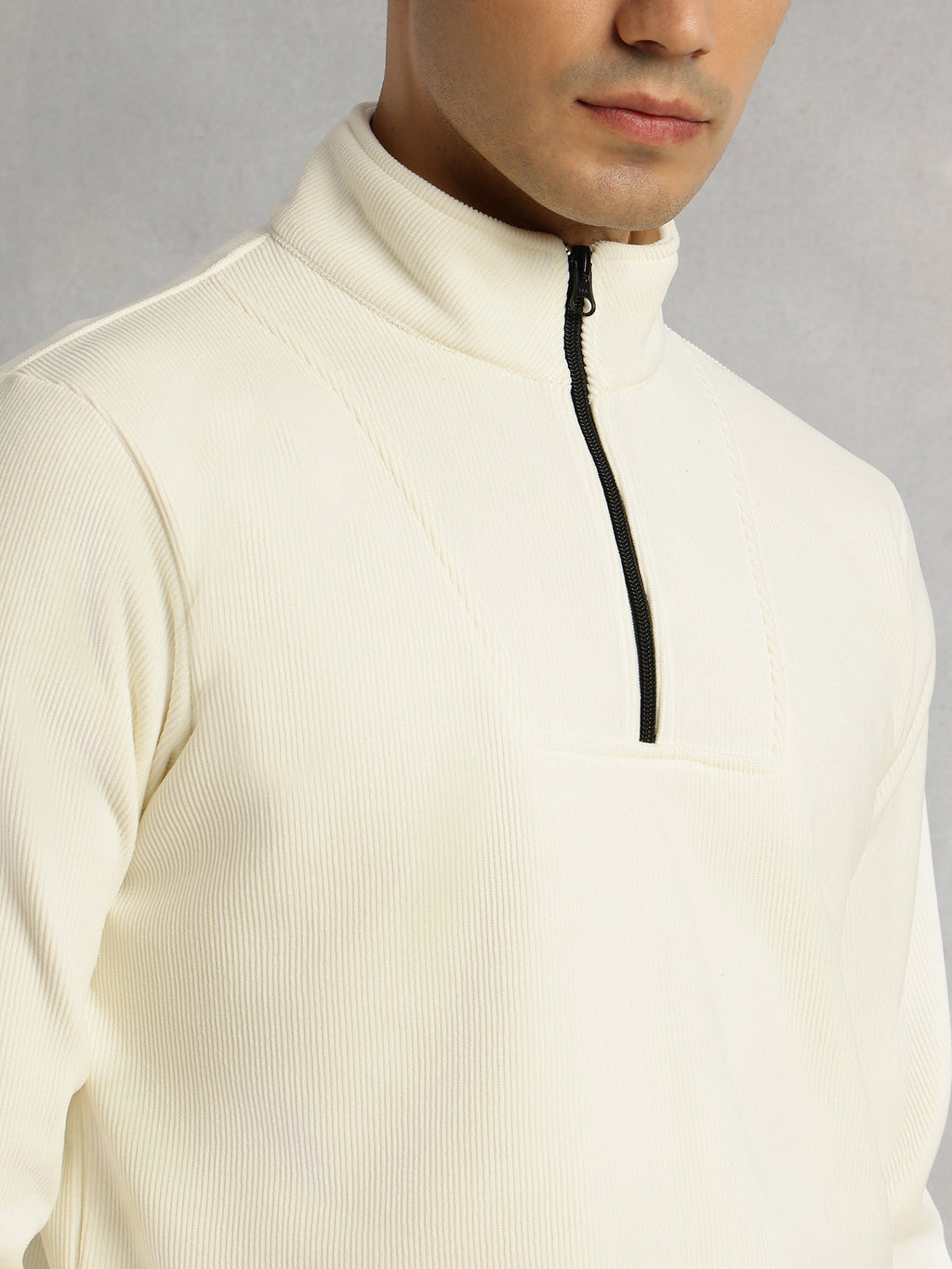 Thomas Scott Men White Regular Fit Long Sleeves Mock Neck Half-Zip Solid Polyester Knitted Sweatshirt
