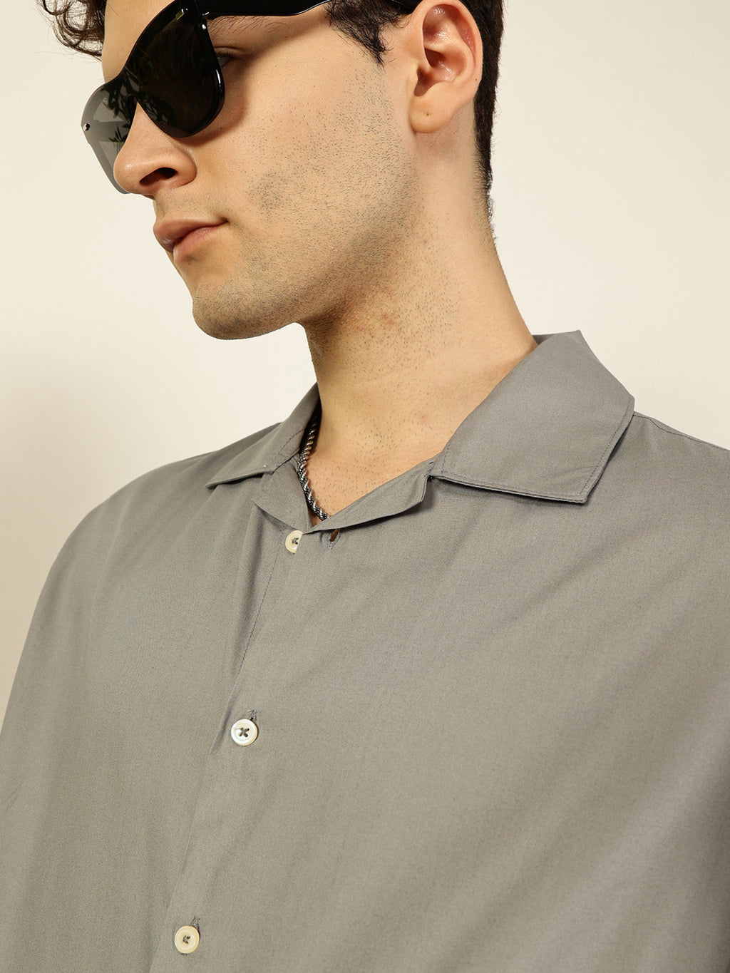 Thomas Scott Men Grey Short Sleeves Oversized Fit Solid Cuban Collar Viscose Casual Shirt