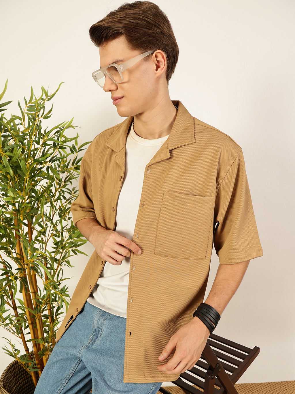 Thomas Scott Men Beige Short Sleeves Oversized Fit Textured Cuban Collar 100% Cotton Twill Casual Shirt