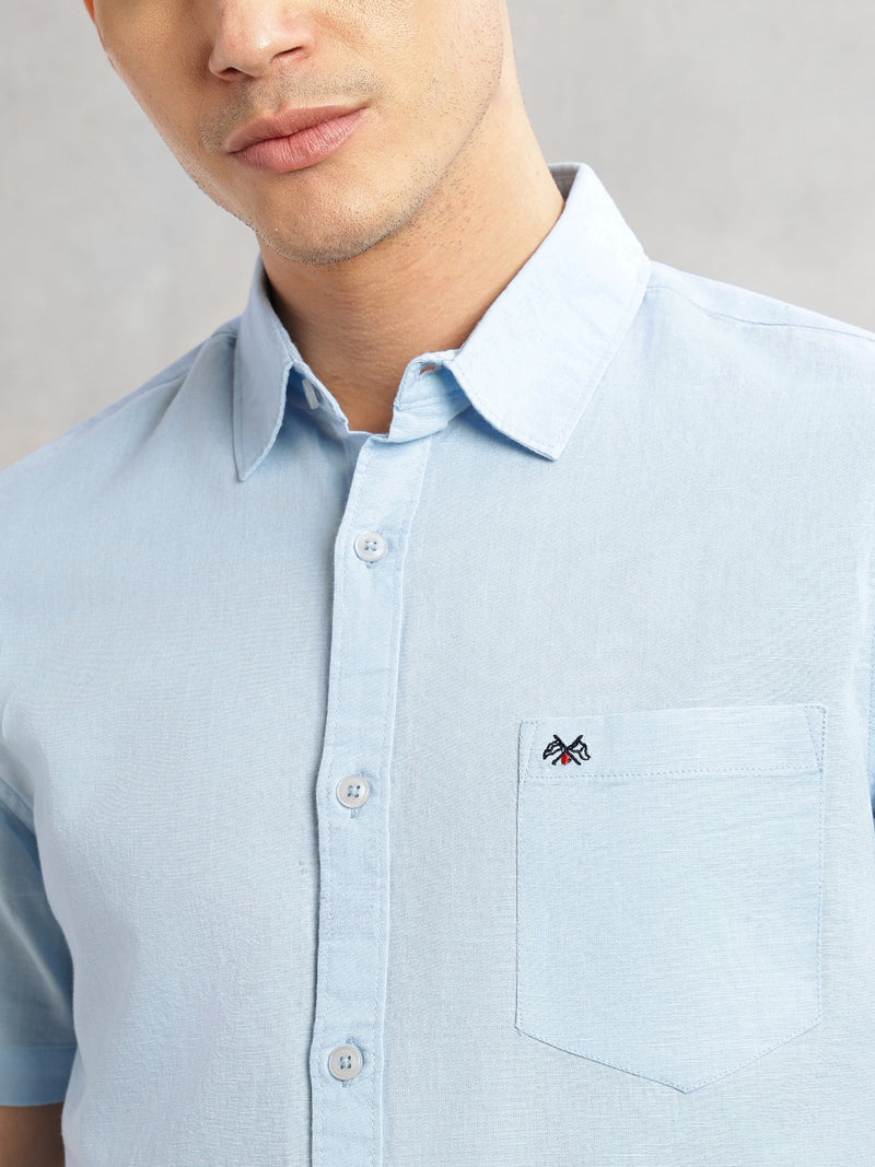 Thomas Scott Men Sky Blue Slim Fit Short Sleeves Spread Collar Solid Cotton Linen Casual Shirt