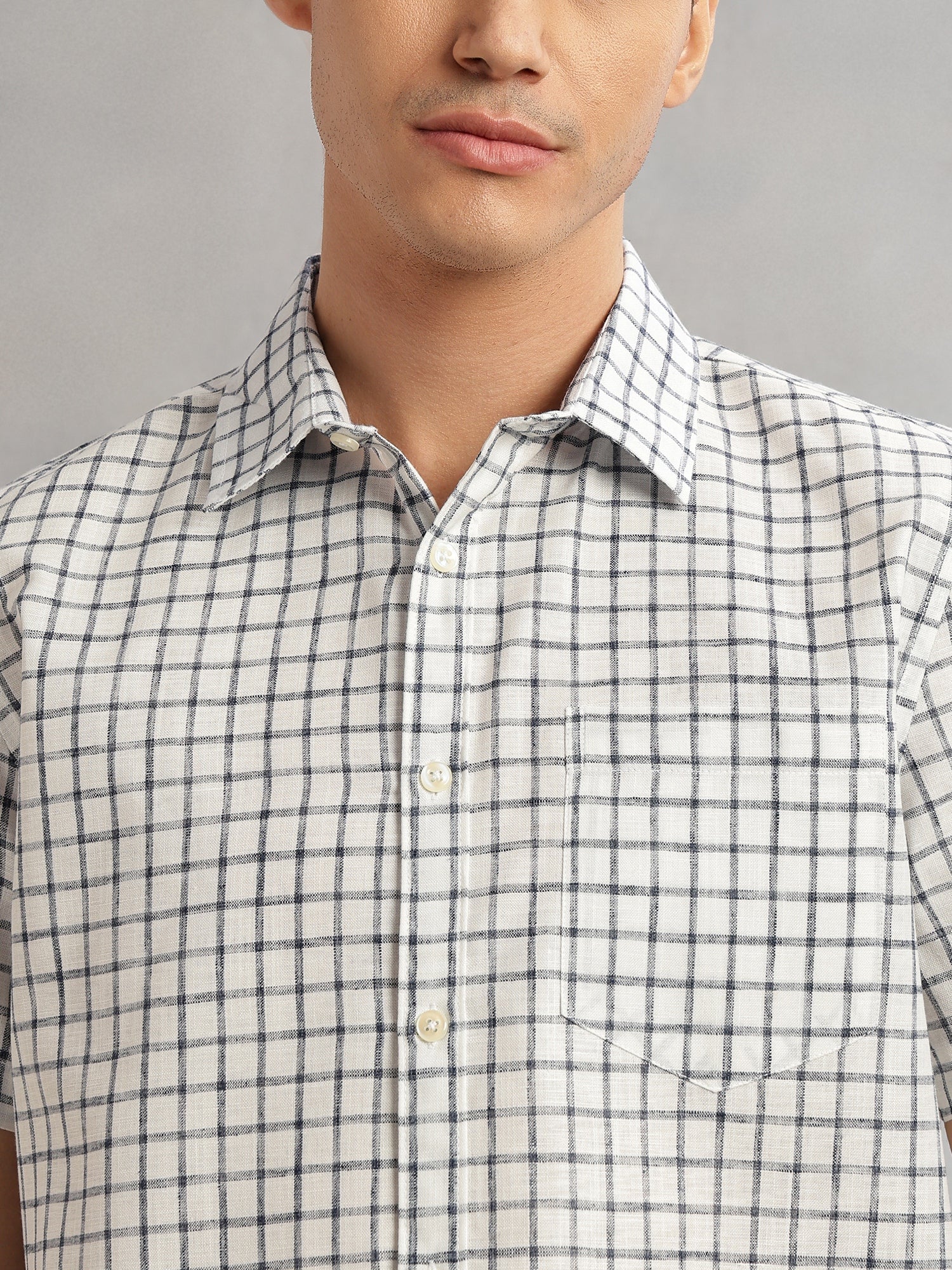 Thomas Scott Men Navy Slim Fit Short Sleeves Spread Collar Gingham Checks Cotton Linen Casual Shirt
