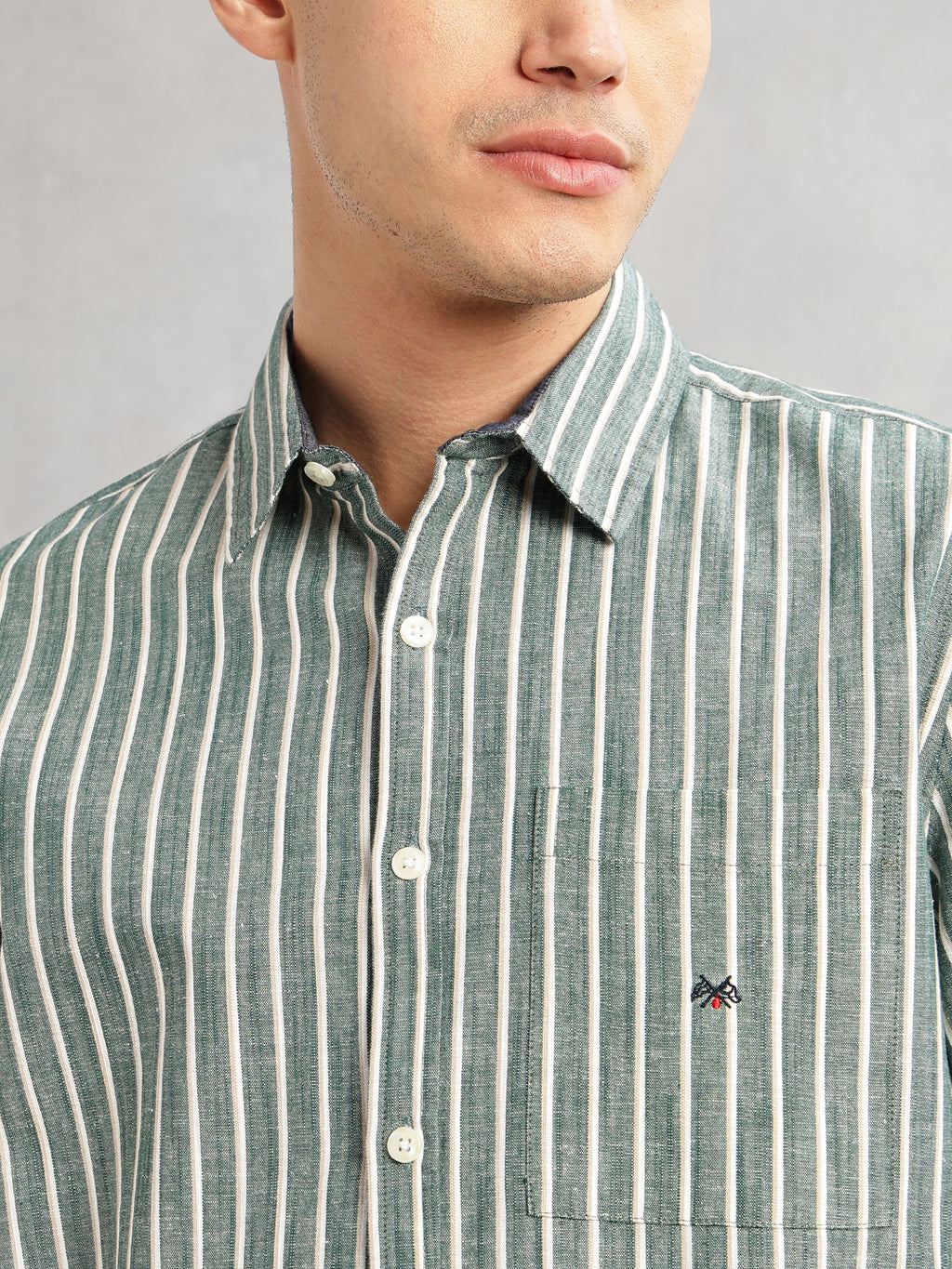 Thomas Scott Men Green Slim Fit Cotton Linen Vertical Stripes Casual Shirt with Spread Collar & Short Sleeves