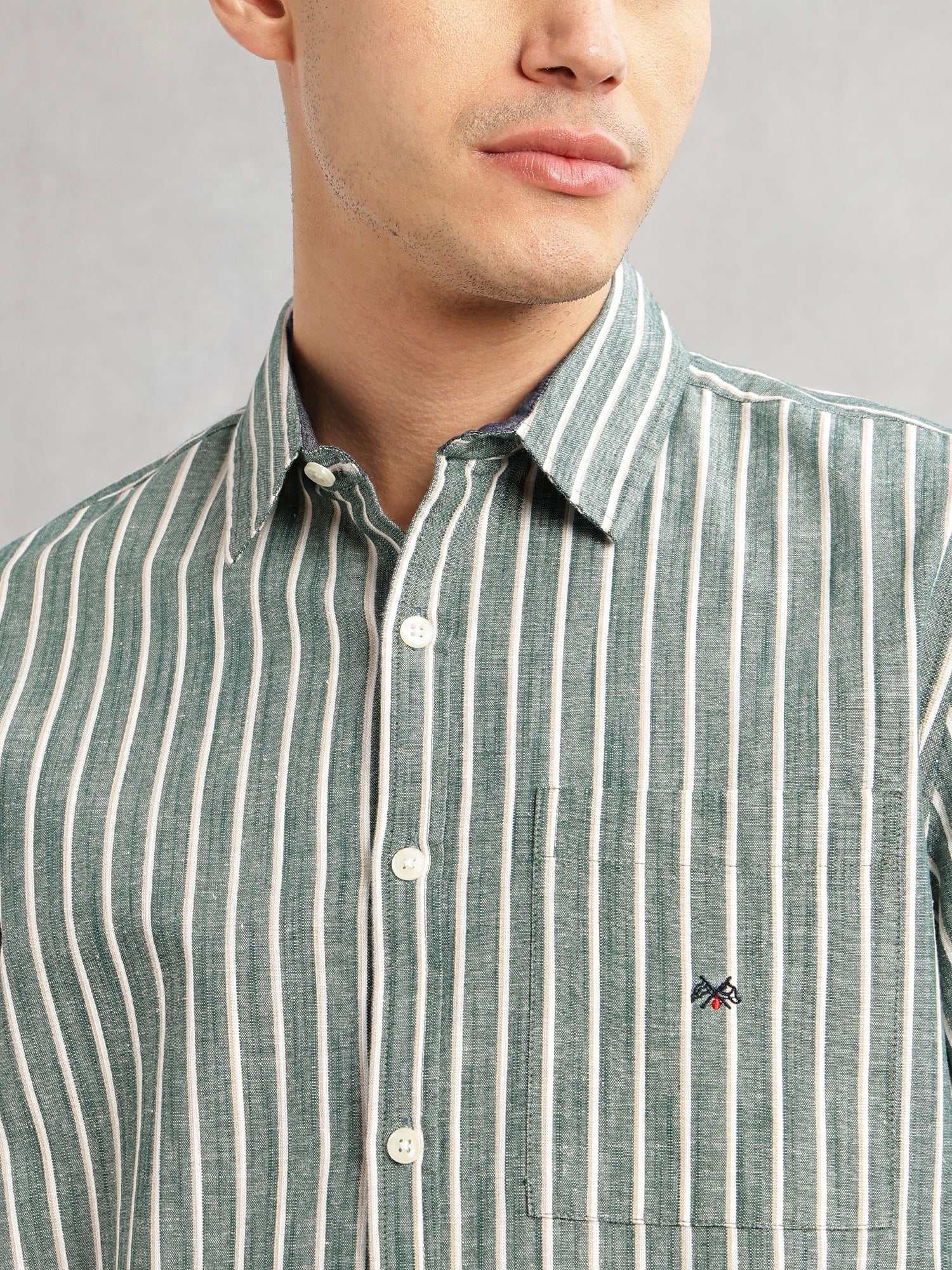 Thomas Scott Men Green Slim Fit Cotton Linen Vertical Stripes Casual Shirt with Spread Collar & Short Sleeves