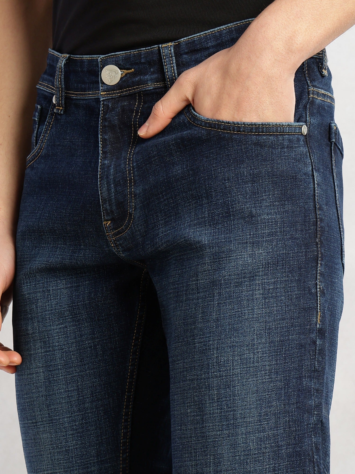 Thomas Scott Men Mid Blue Cricket Club Collection Slim Fit Mid-Rise Faded 5 Pockets Stretchable Jeans