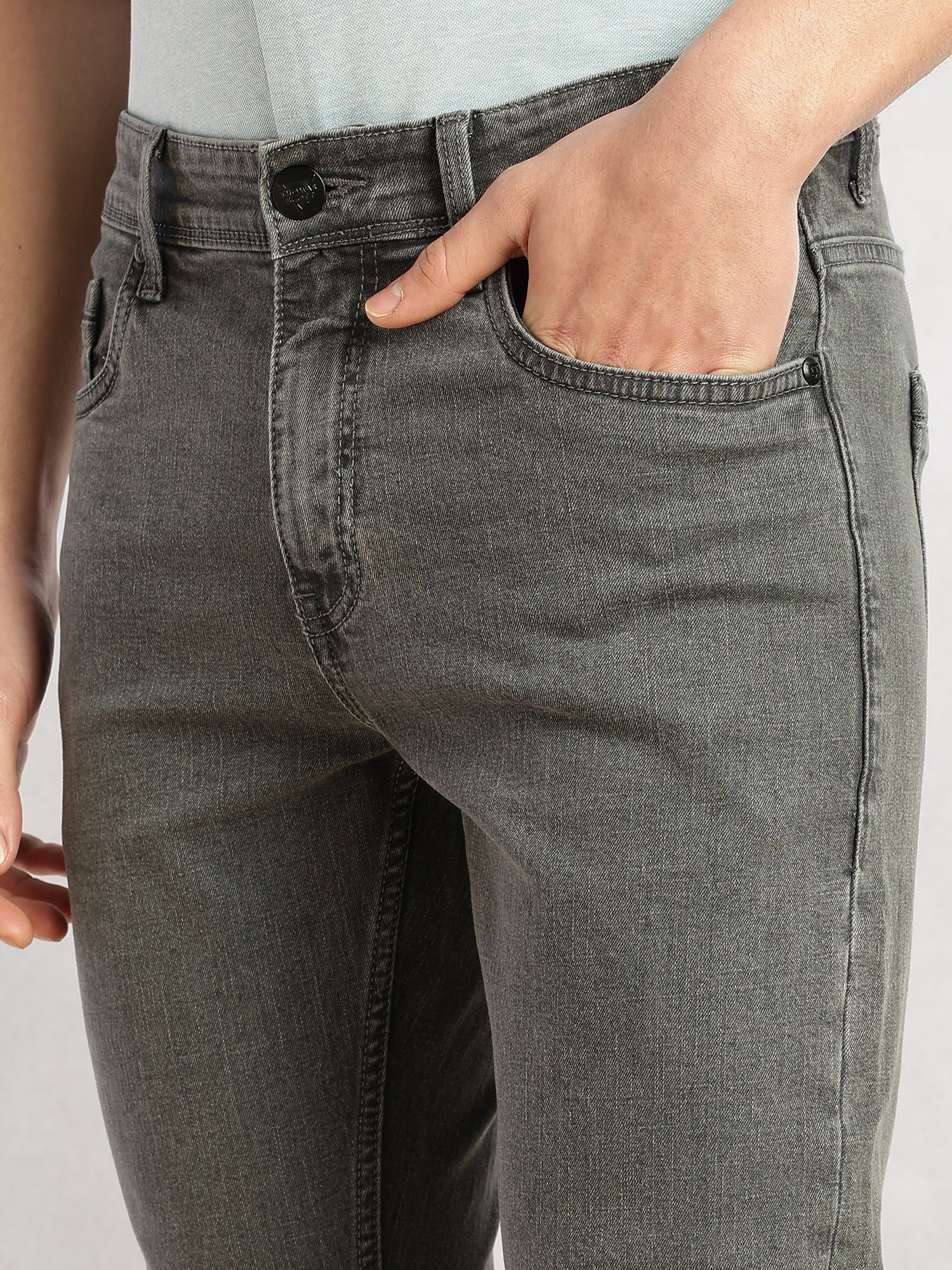 Thomas Scott Men Grey Cricket Club Collection Straight Fit Mid-Rise Faded 5 Pockets Stretchable Jeans