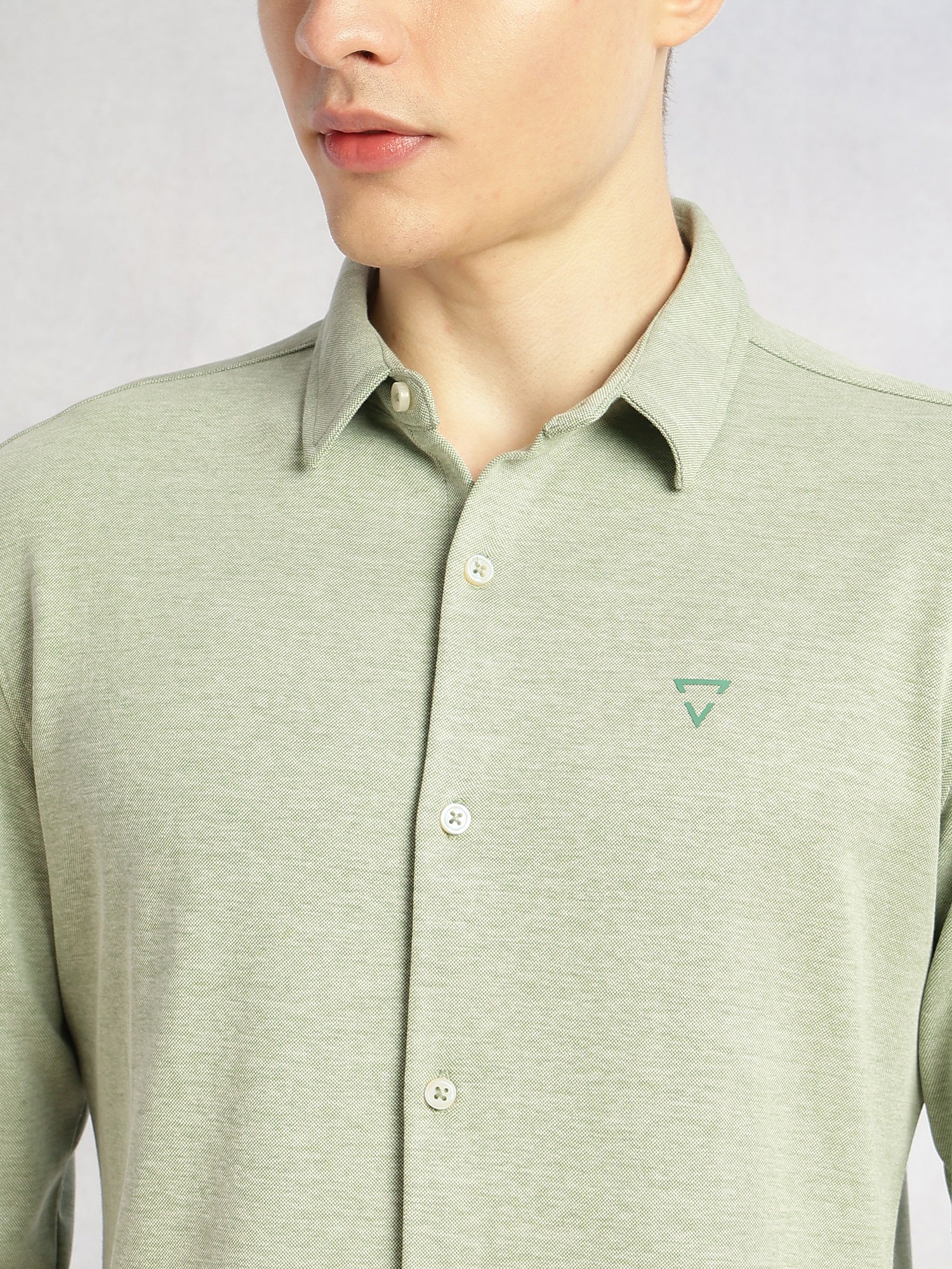 Thomas Scott Men Sage Green Slim Fit Long Sleeves Spread Collar Solid Knitted Shirt