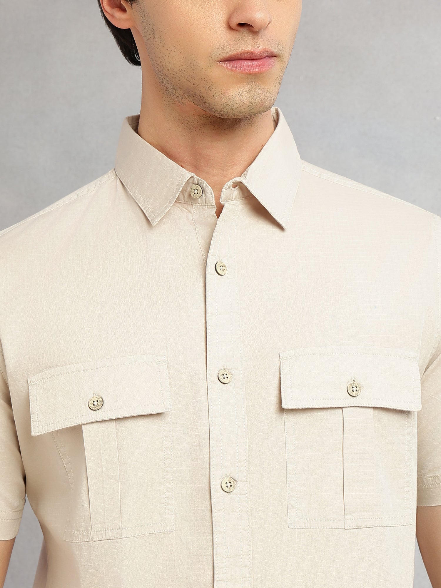 Thomas Scott Men Beige Cricket Club Collection Slim Fit Short Sleeve Spread Collar 2 Flap Pockets Solid Design Cotton Twill Casual Shirt