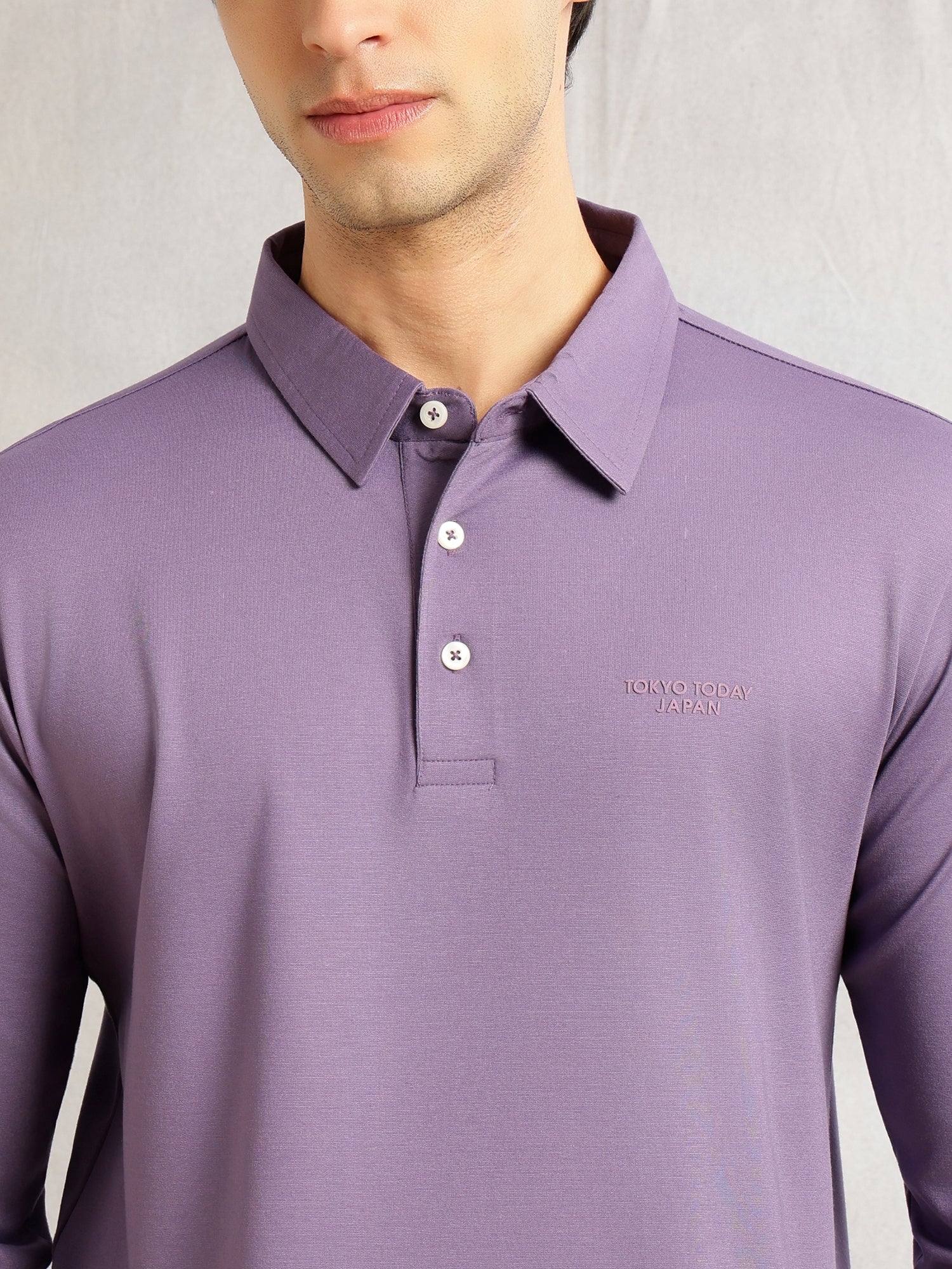 Thomas Scott Men Lavender Regular Fit Long Sleeves Solid Viscose Rayon Knitted Polo Collar Performance Tshirt