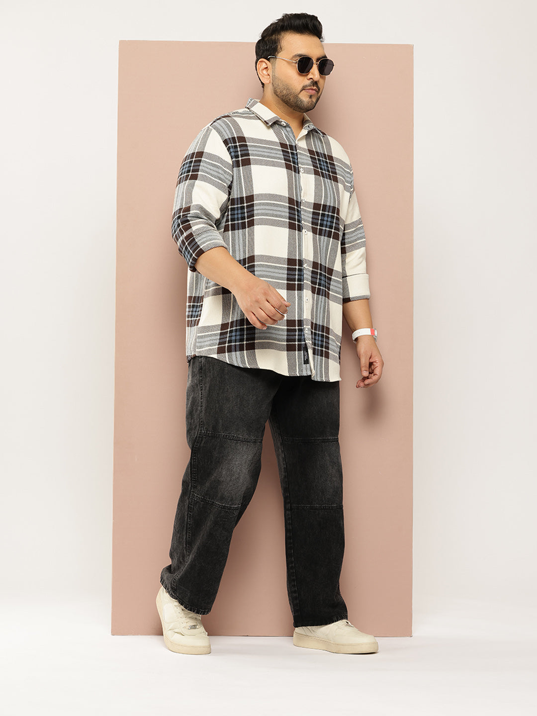 Thomas Scott Men Cream Plus Size Regular Fit Long Sleeves Spread Collar Windowpane Checks 100% Cotton Casual Shirt