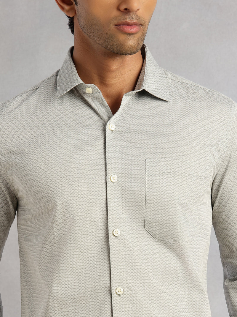 Thomas Scott Men Bottle Green Regular Fit Long Sleeves Spread Collar with Twill Tape Solid 100% Cotton Formal Shirt