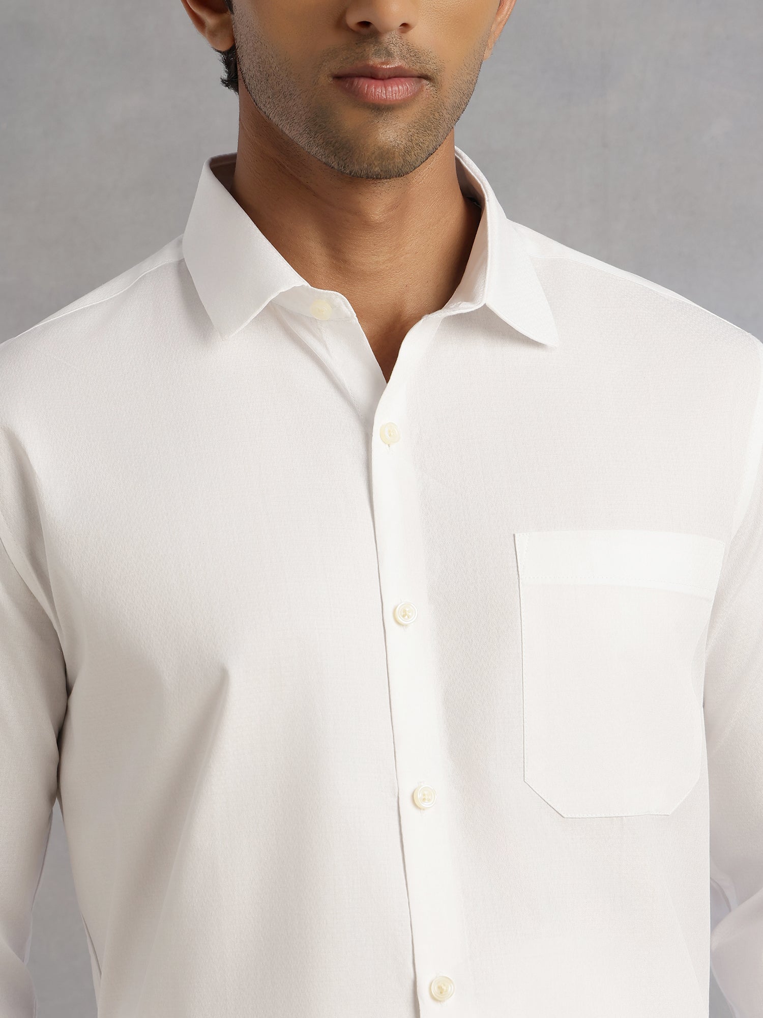 Thomas Scott Men White Regular Fit Long Sleeves Spread Collar with Twill Tape Solid 100% Cotton Formal Shirt