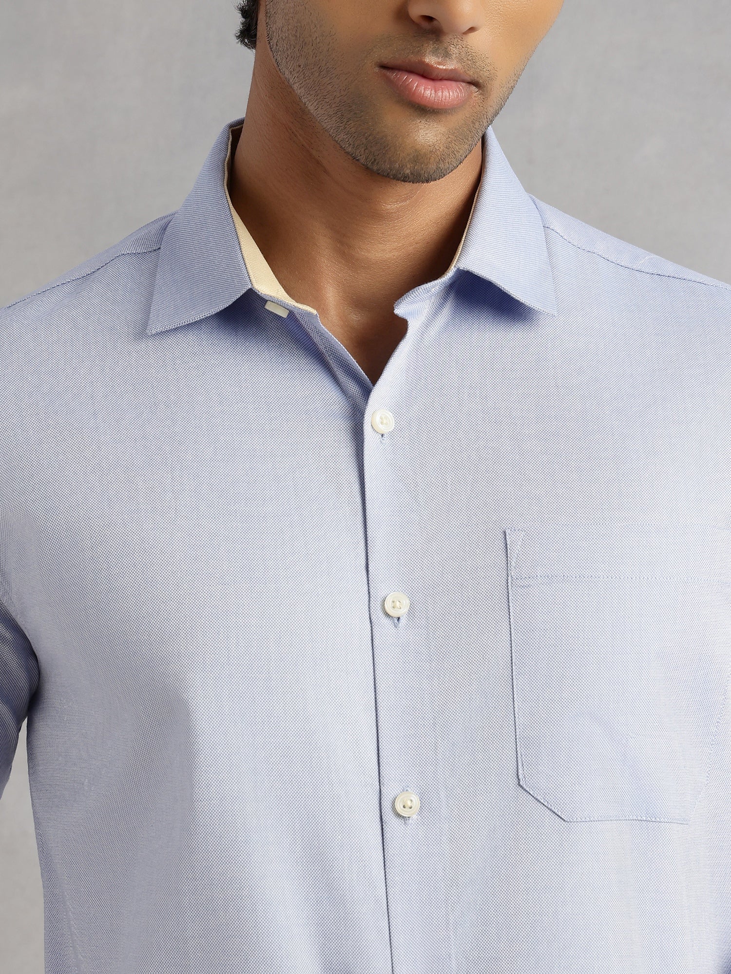Thomas Scott Men Blue Regular Fit Long Sleeves Spread Collar with Contrast Fabric Solid 100% Cotton Formal Shirt