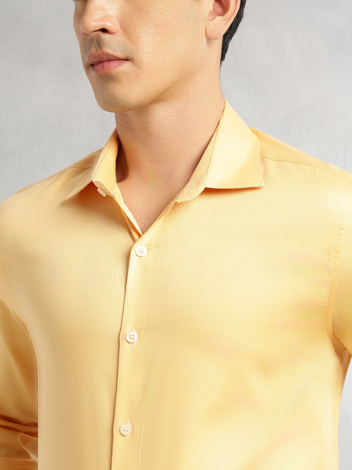 Thomas Scott Men Gold Regular Fit Long Sleeves Spread Collar Solid 100% Cotton Formal Shirt