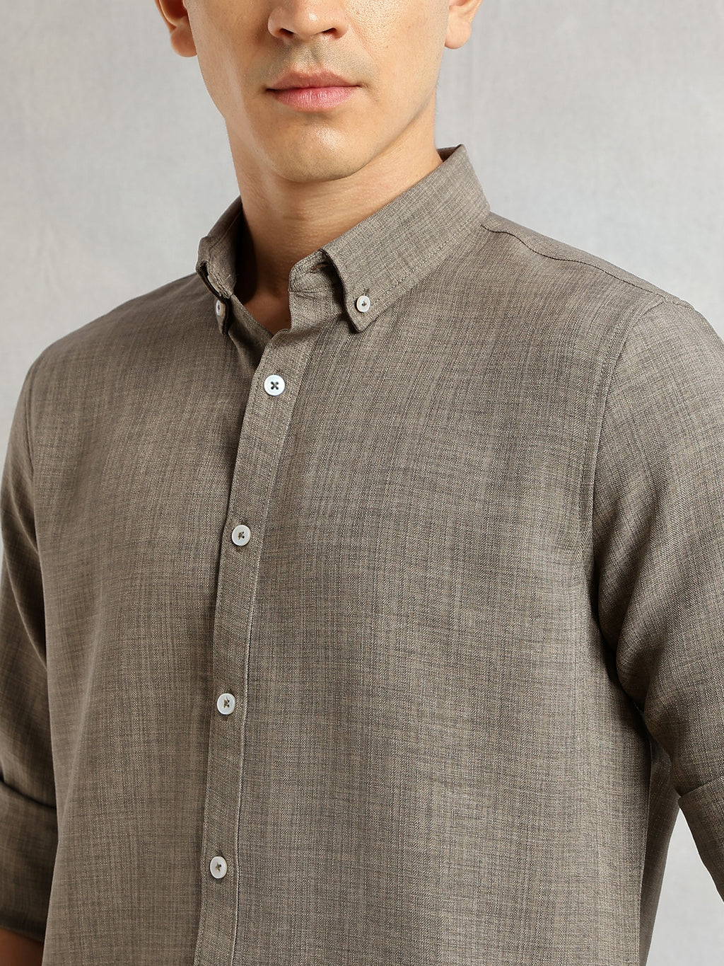 Thomas Scott Men Ivory Slim Fit Long Sleeves Button-Down Collar Polyester Casual Shirt