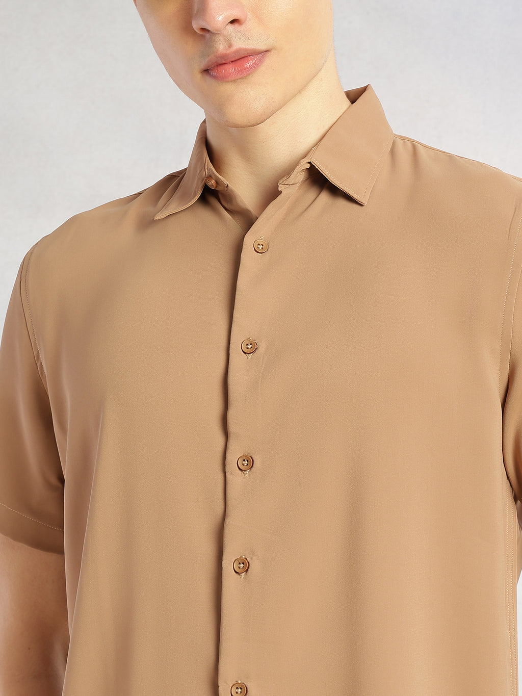Thomas Scott Men Brown Regular Fit Short Sleeves Spread Collar Solid Polyester Casual Shirt
