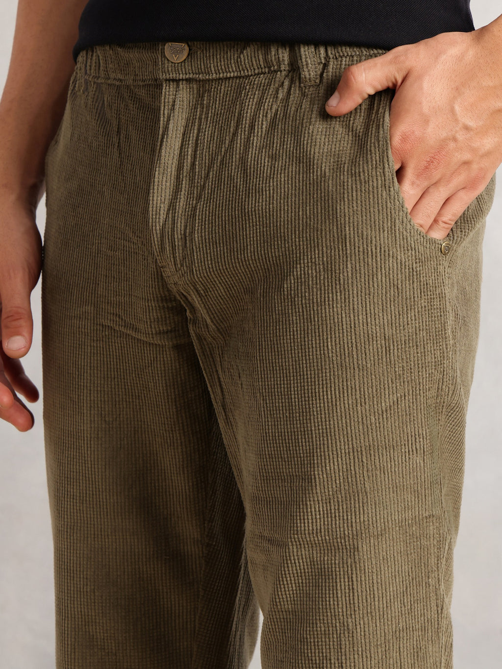 Thomas Scott Men Mint Regular Fit Mid-Rise Textured 4-Pockets Design Corduroy Trouser