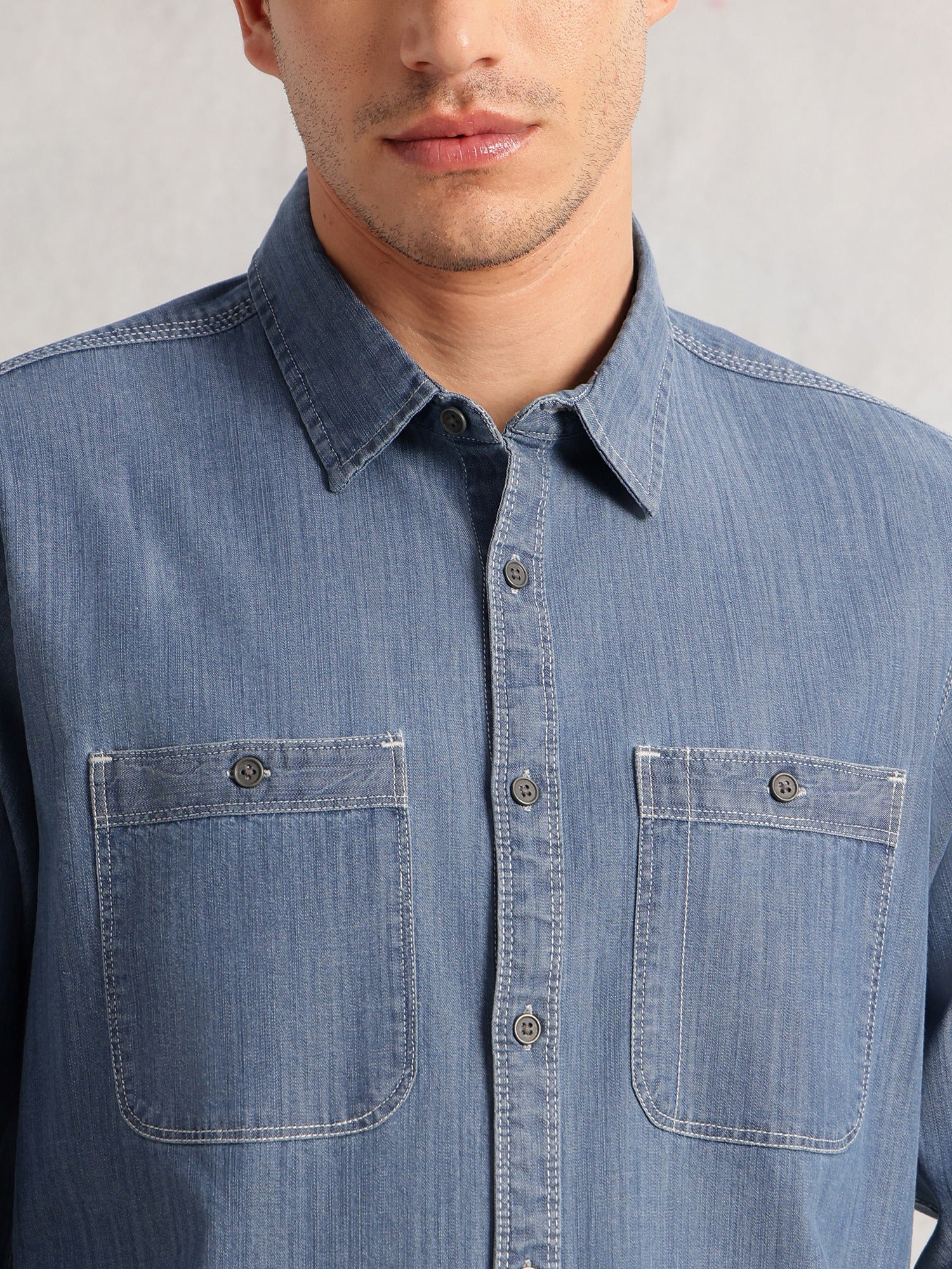 Thomas Scott Men Navy Cricket Club Collection Regular Fit Long Sleeves Spread Collar Medium Shade Cotton Denim Shirt
